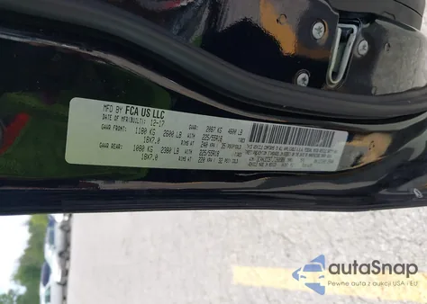 2018 Jeep Compass Limited 4X4 from USA, damaged, VIN 3C4NJDCB7JT266398